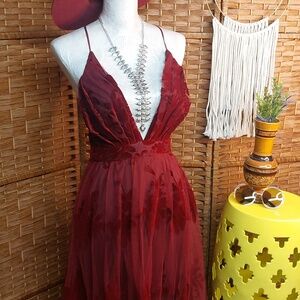 Women's Burgundy V-Neck Spaghetti Strap Maxi Dress, Medium